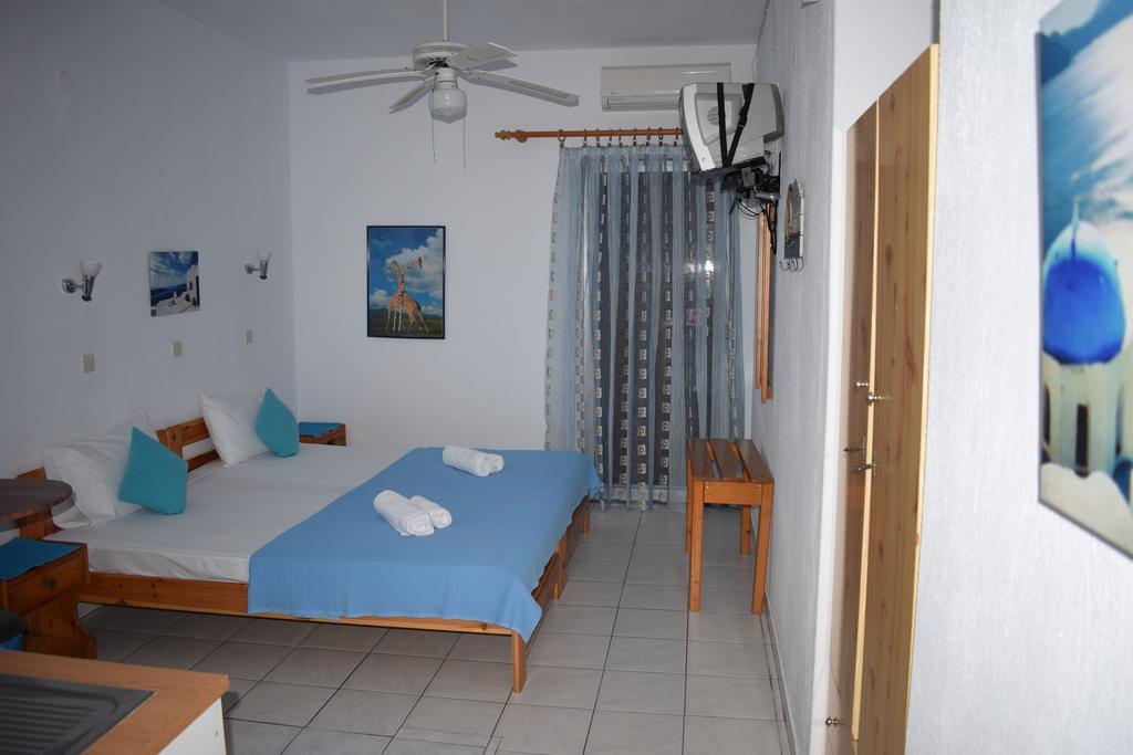 House Mantesos Apartment Koinira Exterior foto